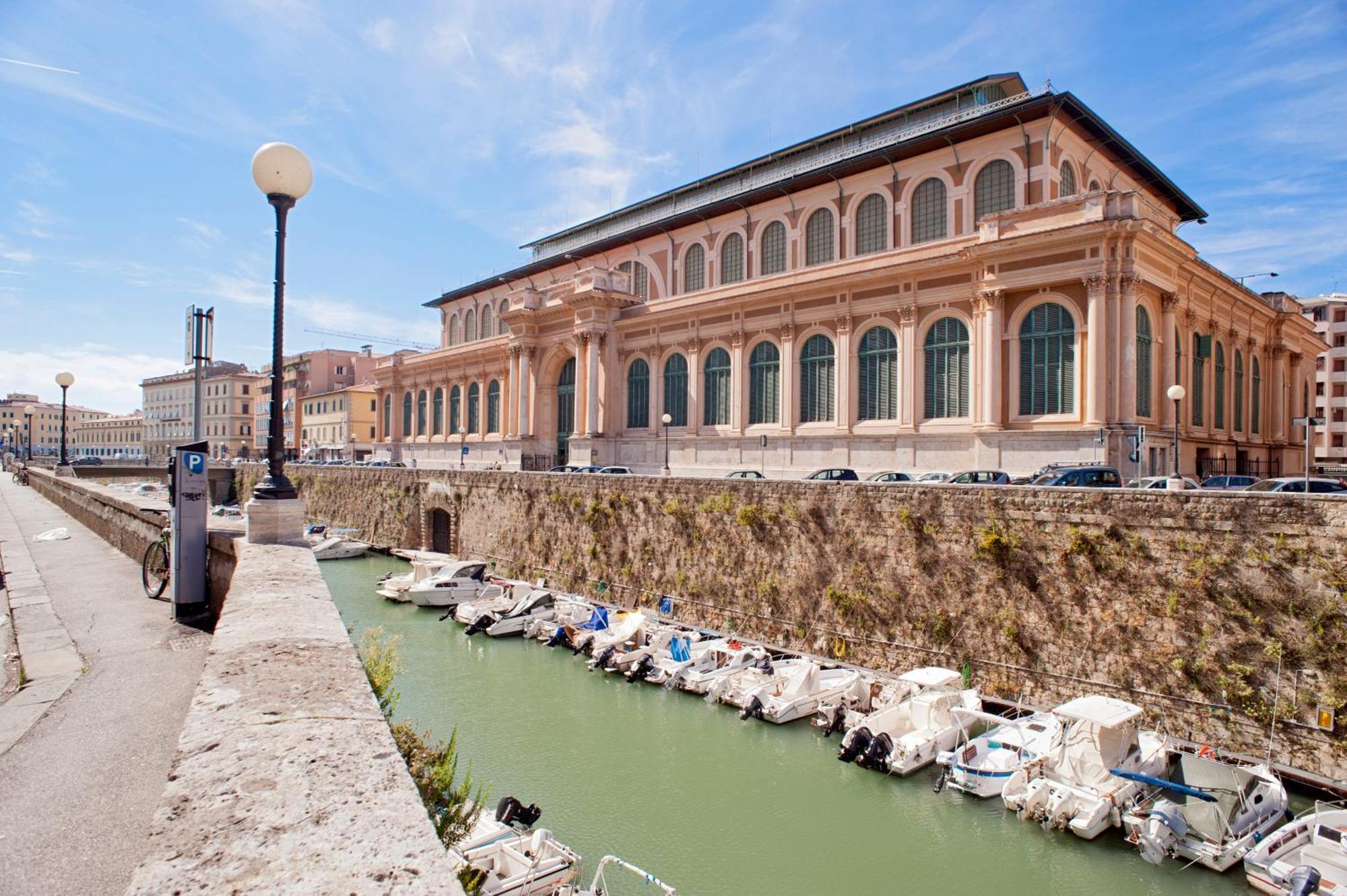 The Port Residence Livorno Exteriör bild